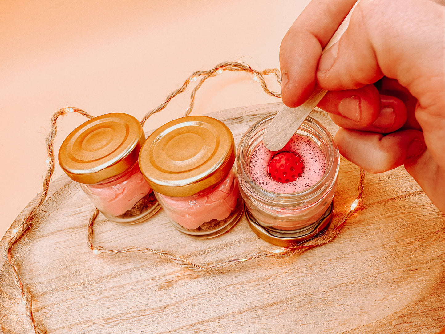Mini Smooth Wild Strawberry Fondant