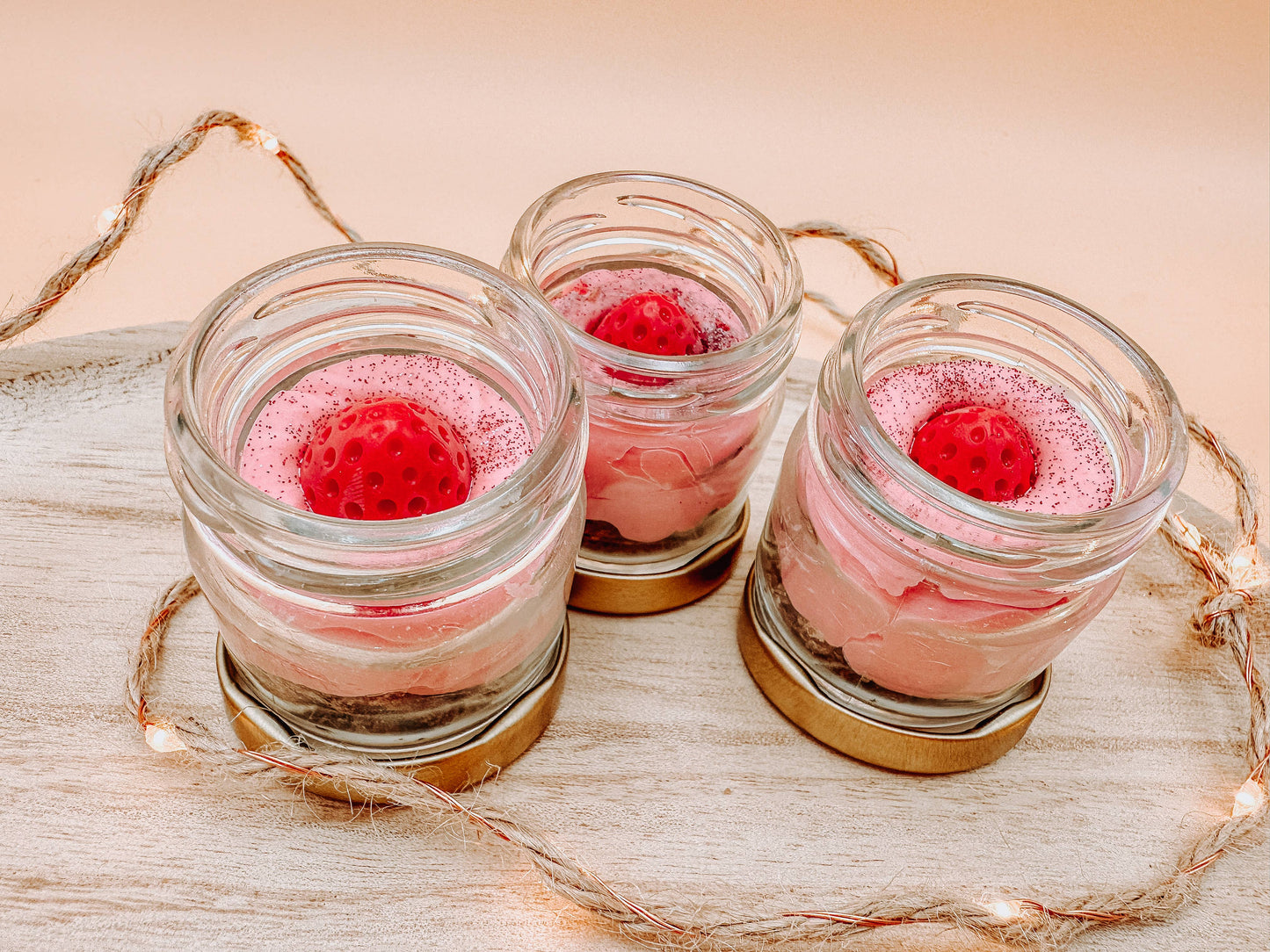 Mini smooth wild strawberry fondant