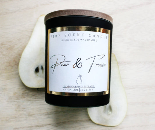 Pear & freesia luxury scented soy wax candle